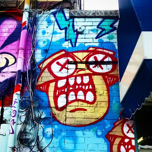 1410-SA-Bushwick-AngryTeeth